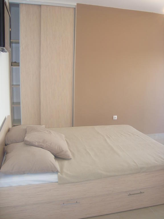 Apartments Neli Bibinje Kamer foto